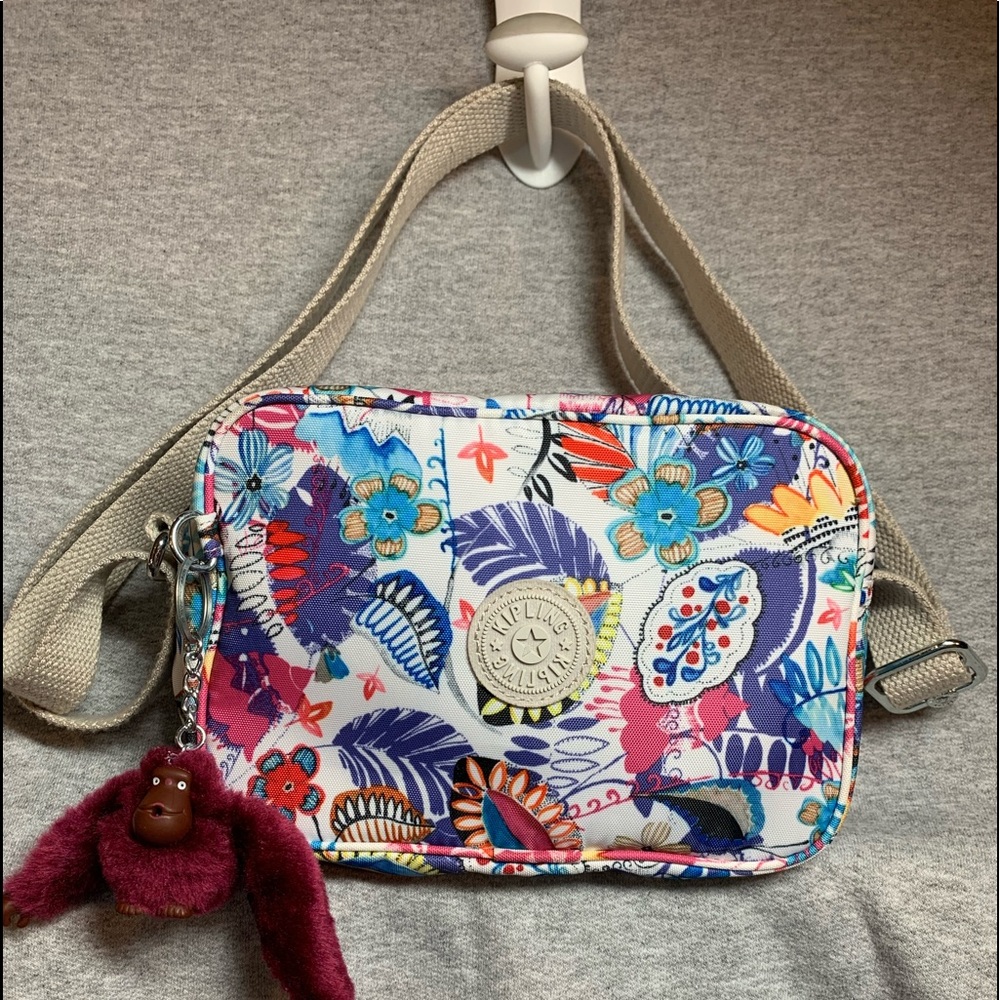 Kipling Dee ll whimsy floral crossbody